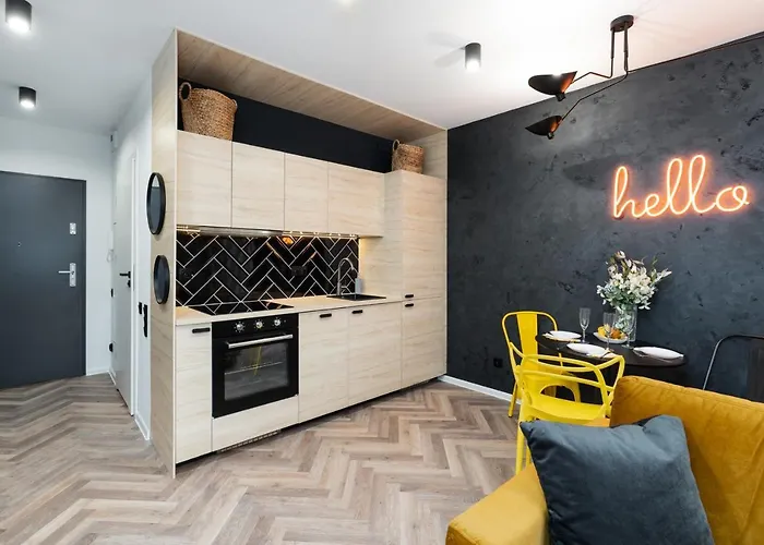 Loft Style Opienskiego Close To The Zurawiniec Nature Reserve By Renters Апартаменты