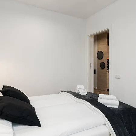 Apartment Loft Style Apartment Opienskiego Close To The Zurawiniec Nature Reserve By Noclegi Renters Poznan